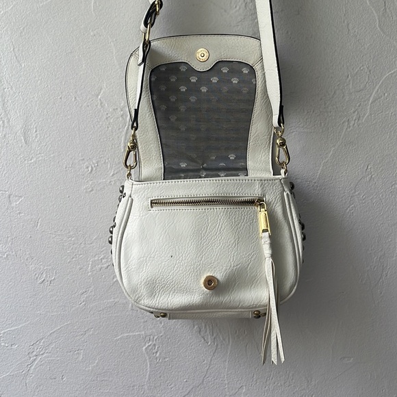 Juicy couture white cross body purse - Picture 8 of 11